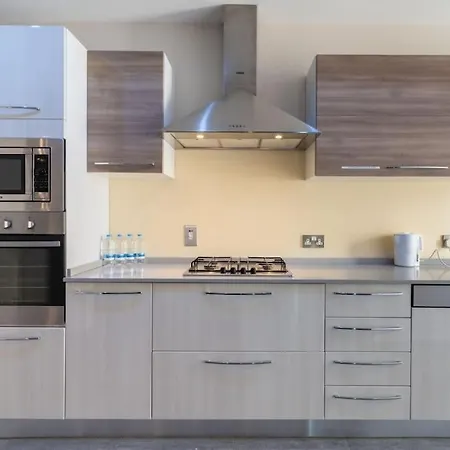 Malta's Gateway-hosted By Sweetstay Apartmán Buġibba