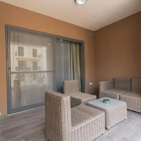 Apartment Malta's Gateway-hosted By Sweetstay *