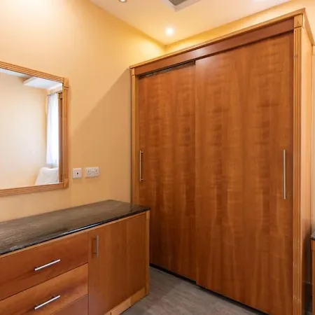Malta's Gateway-hosted By Sweetstay Apartment *