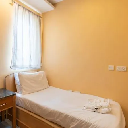 Malta's Gateway-hosted By Sweetstay Buġibba