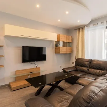Apartment Malta's Gateway-hosted By Sweetstay
