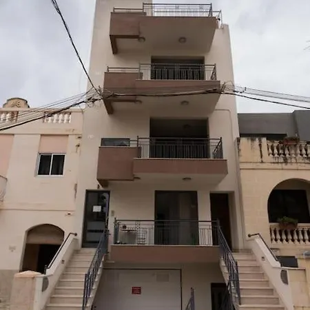 Malta's Gateway-hosted By Sweetstay Apartment Bugibba