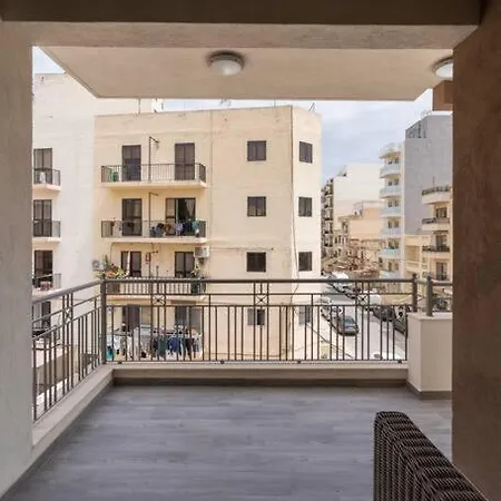 Malta's Gateway-hosted By Sweetstay Apartmán Buġibba