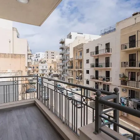 Malta's Gateway-hosted By Sweetstay